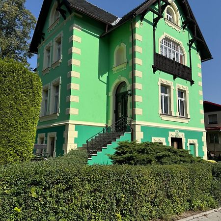 Apartamenty Astor - Ksiezycowy Bad Salzbrunn Exterior foto